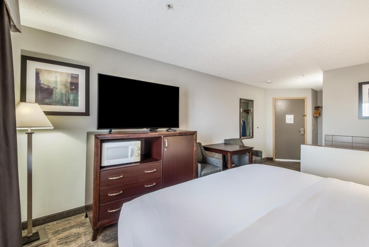Red Lion Inn & Suites Sequim At Olympic National Park Exterior foto